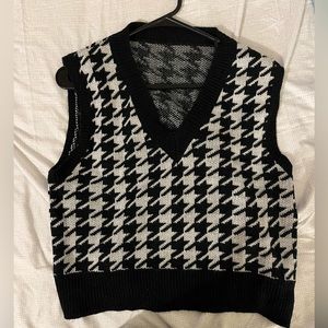 Black and White patterned Sweat Vest